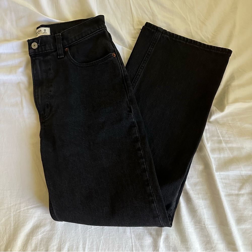Abercrombie & Fitch 90s Relaxed High Rise Jeans SHORT